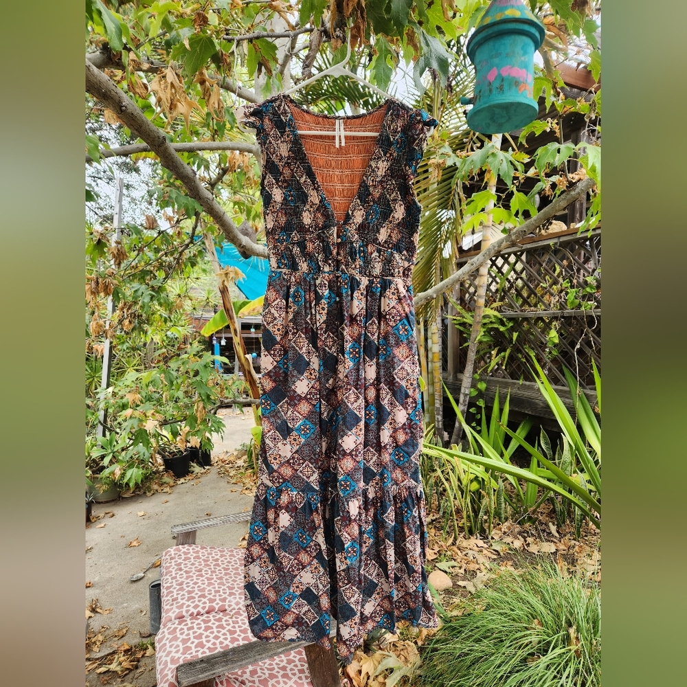 Anthropologie The Peregrine Midi Dress